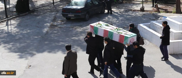 در ایام شهادت حضرت زهرا(س) :

عطر شهادت در فضای دانشگاه فرهنگیان یزد پیچید
 6