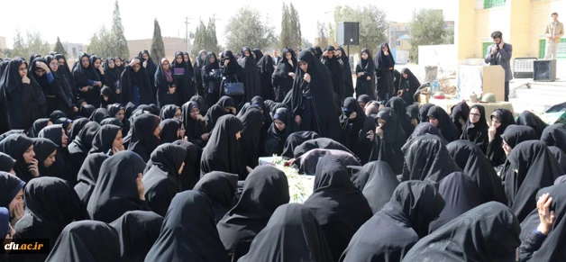 در ایام شهادت حضرت زهرا(س) :

عطر شهادت در فضای دانشگاه فرهنگیان یزد پیچید
 7