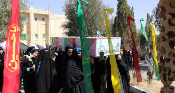 در ایام شهادت حضرت زهرا(س) :

عطر شهادت در فضای دانشگاه فرهنگیان یزد پیچید
 13