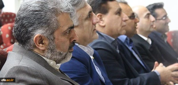 مدیرکل حراست دانشگاه فرهنگیان در همایش کشوری دبیران منتخب شورای صنفی رفاهی و نمایندگان تشکل های اسلامی :

شورای صنفی با هدف مشارکت و هم افزایی شکل گرفته است 4