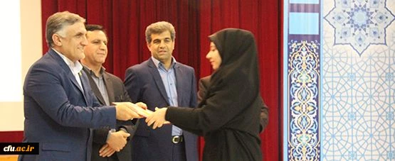 درآئین اختتامیه همایش دبیران منتخب شورای صنفی- رفاهی انجام شد:

گزارش دبیران کمیسیون های سرای دانشجویی، رفاه و خدمات و بهداشت 10