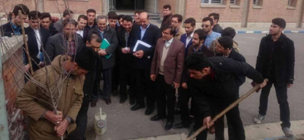 مراسم روز درختکاری در پردیس علامه امینی(ره)  برگزار شد 4