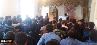 در مرکز آزادگان نیر برگزار شد:

نشست دانشجویی 