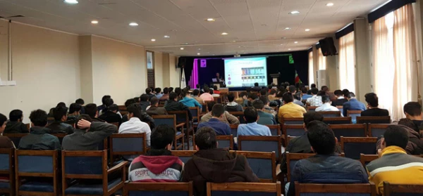 در پردیس  دانشگاه فرهنگیان گرگان برگزار شد:

همایش "آشنایی با نانوفناوری و کاربردهای نوین آن در آموزش"
 2