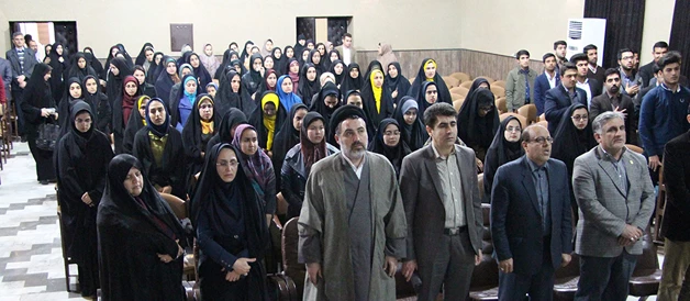 با حضور دکتر قنبری  انجام شد:

 تقدیر از برگزیدگان بیست و هفتمین جشنواره فرهنگی و هنری دانشجویان
 4