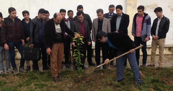 برگزاری مراسم روز درختکاری در پردیس آیت الله خامنه ای گرگان  4