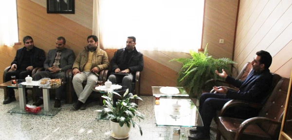 پیرو بازدید هیات نظارت و ارزیابی دانشگاه محقق اردبیلی از پردیس بنت الهدی صدر اردبیل بیان شد:

پردیس بنت الهدی صدر از منظّم ترین مراکز و موسسات آموزش عالی استان
 4