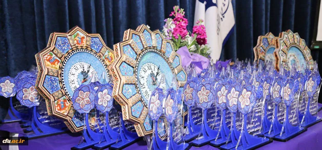 با حضور دکتر عروف زاد مدیر امور پردیس های استان :

جشن نخستین دوره دانش آموختگی دانشگاه فرهنگیان اصفهان برگزار شد
 3