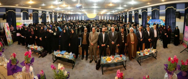 با حضور دکتر عروف زاد مدیر امور پردیس های استان :

جشن نخستین دوره دانش آموختگی دانشگاه فرهنگیان اصفهان برگزار شد
 4