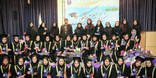 با حضور دکتر عروف زاد مدیر امور پردیس های استان :

جشن نخستین دوره دانش آموختگی دانشگاه فرهنگیان اصفهان برگزار شد
 7