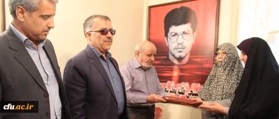 به مناسبت روز گرامیداشت مقام شهید انجام شد: 

دیدار با خانواده شهید سعید ساسانی