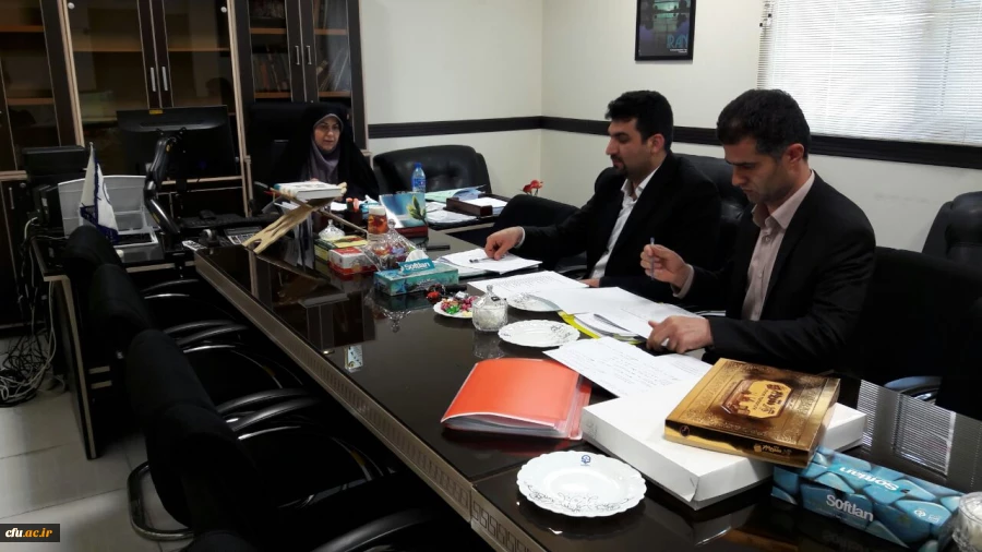 در حضور سرپرست جدید معاونت دانشجویی دانشگاه ، خانم دکتر علی نژاد برگزار شد:

جلسه بررسی نمایه سال 1396 اداره کل تربیت بدنی  2