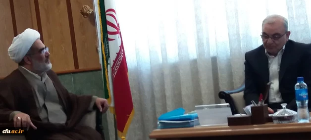 دیدار  حجت الاسلام و المسلمین دکتر زارعی با استاندار قم 2