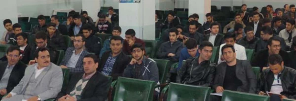 در پردیس علامه امینی(ره) برگزار شد:
 
گرامیداشت روز ملی فن آوری هسته ای در پردیس علامه امینی(ره) 
 2