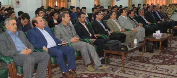 در پردیس علامه امینی(ره) برگزار شد:
 
گرامیداشت روز ملی فن آوری هسته ای در پردیس علامه امینی(ره) 
 5