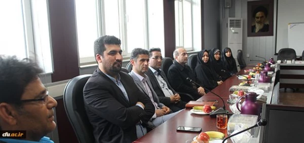 دکتر علی نژاد در مراسم معارفه مدیر کل تربیت بدنی دانشگاه تاکید کرد:

سلامتی، شادابی و تندرستی دانشجو معلمان، سرلوحه فعالیت های تربیت بدنی است 5