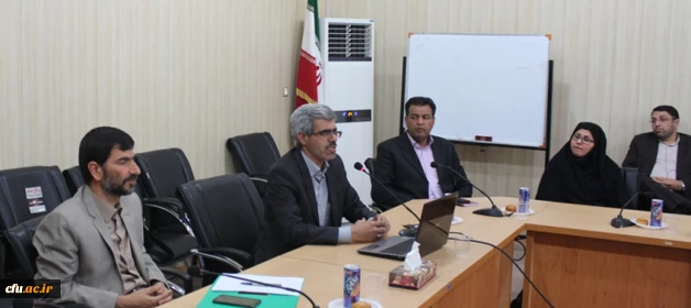 جلسه هم اندیشی اساتید هیات علمی دانشگاه فرهنگیان استان با اعضاء شورای معاونین ومدیر کل آموزش وپرورش استان سیستان و بلوچستان
 3