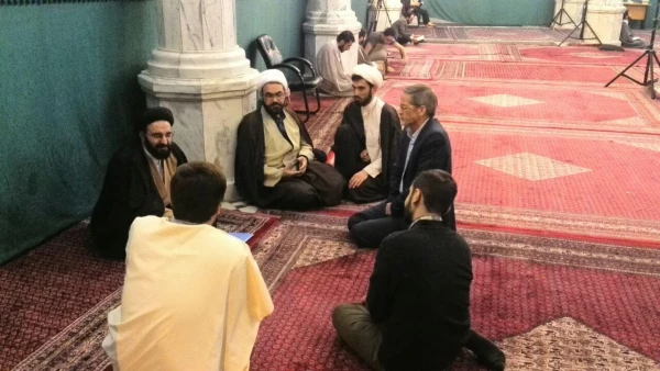 حجت الاسلام والمسلمین دادگر در مراسم اعتکاف دانشجومعلمان تهران:

 تربیت نیروی انسانی صالح و عالم، عامل اصلی استمرار انقلاب اسلامی است 2