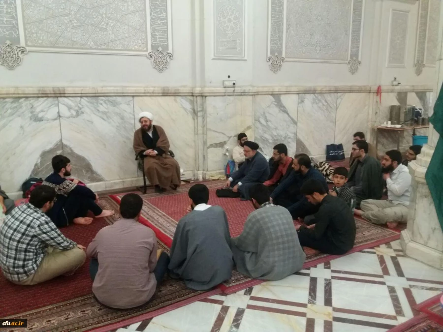 حجت الاسلام والمسلمین دادگر در مراسم اعتکاف دانشجومعلمان تهران:

 تربیت نیروی انسانی صالح و عالم، عامل اصلی استمرار انقلاب اسلامی است 2