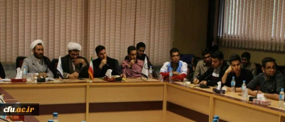 در پردیس شهید چمران تهران برگزار شد:

اولین هم اندیشی دبیران کانون های فرهنگی و اجتماعی پردیس ها و مراکز استان