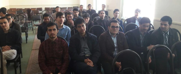 آغاز بکار جشنواره فیلم رشد در مرکز آزادگان نیر 5