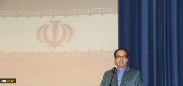 با همت انجمن اسلامی دانشجومعلمان دانشگاه فرهنگیان یزد:

مناظره «فرهنگ و مطبوعات در دولت تدبیر و امید» در پردیس شهیدان پاک نژاد برگزار شد
 2