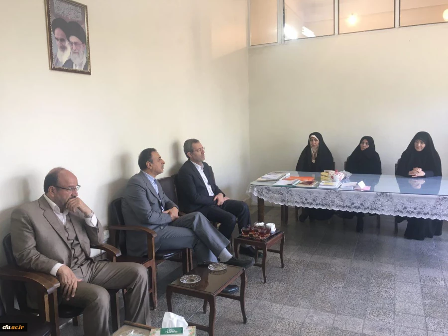 وزیر آموزش و پرورش در مرکز آموزش عالی شهید باهنر تهران:

دانشگاه فرهنگیان مهم ترین مرکزی است که معلم تربیت می کند 5