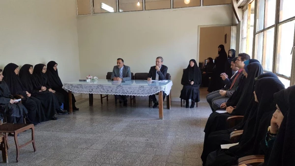 وزیر آموزش و پرورش در مرکز آموزش عالی شهید باهنر تهران:

دانشگاه فرهنگیان مهم ترین مرکزی است که معلم تربیت می کند 8