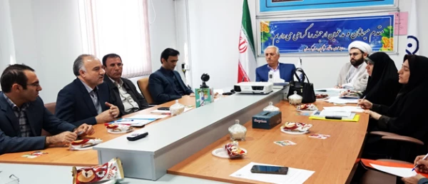 در مدیریت پردیس های استان کردستان برگزار شد:

جلسه هماهنگی بیست و هفتمین جشنواره  فرهنگی دانشجو معلمان دانشگاه فرهنگیان کردستان
 4