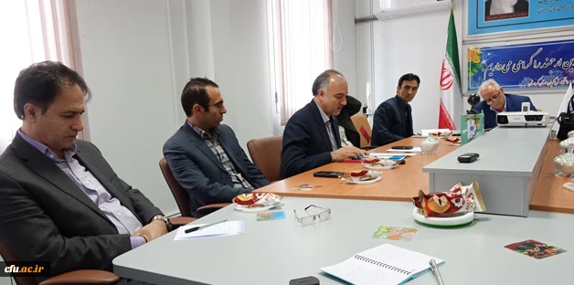 در مدیریت پردیس های استان کردستان برگزار شد:

جلسه هماهنگی بیست و هفتمین جشنواره  فرهنگی دانشجو معلمان دانشگاه فرهنگیان کردستان
 5