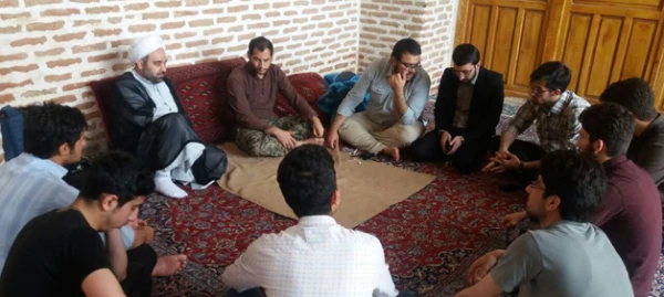 حضور دانشجویان پردیس شهید رجایی قزوین در مراسم معنوی اعتکاف 2