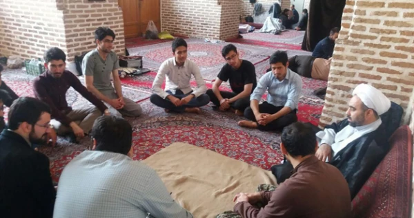 حضور دانشجویان پردیس شهید رجایی قزوین در مراسم معنوی اعتکاف 3