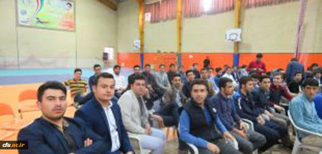 برگزاری مسابقات انجمن فیزیک پردیس شهید باهنر اصفهان 4