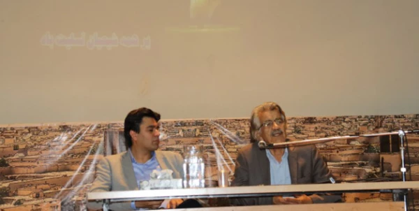 در پردیس شهیدان پاک نژاد یزد برگزار شد: 

همایش علمی  "یزدشناسی و قابلیت های گردشگری یزد " 3