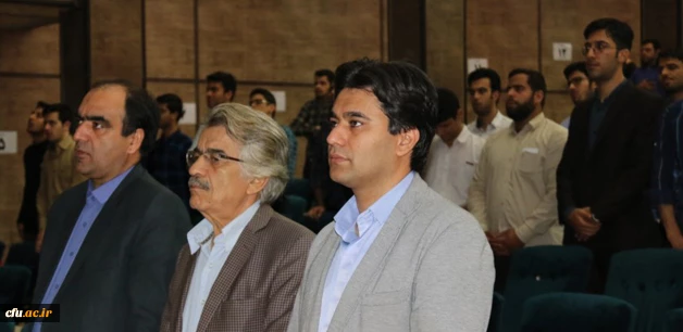 در پردیس شهیدان پاک نژاد یزد برگزار شد: 

همایش علمی  "یزدشناسی و قابلیت های گردشگری یزد " 4