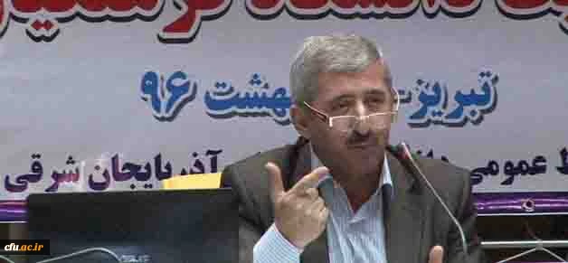 دکتر کیانی در تبریز تایید کرد:

آموزش و توسعه حرفه ای در امر درونی شدن موضوع نظارت و ارزشیابی
 2