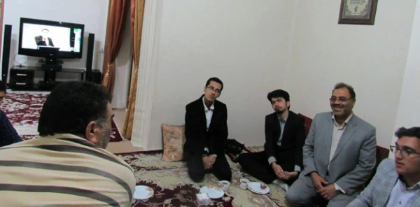 به مناسبت روز جانباز انجام شد:

 دیدار دانشجویان مرکز دانشور نیشابور با جانباز سرافراز ایران اسلامی
 2