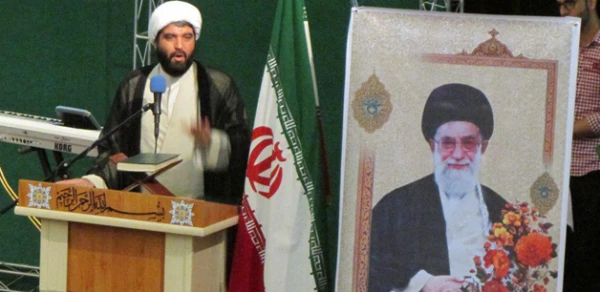 در دانشگاه فرهنگیان استان مرکزی انجام شد:

برگزاری مراسم بزرگداشت روز معلم
 3