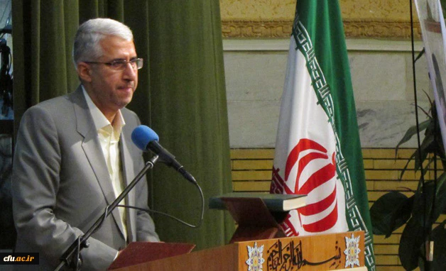 در دانشگاه فرهنگیان استان مرکزی انجام شد:

برگزاری مراسم بزرگداشت روز معلم
 4