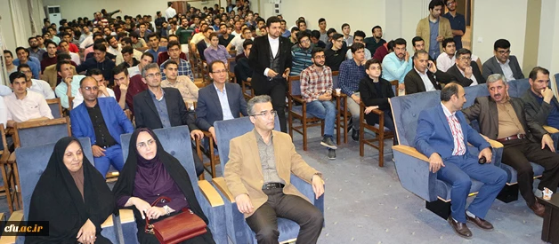 دکتر کیانی معاون نظارت، ارزیابی و تضمین کیفیت دانشگاه فرهنگیان:

دانشگاه محل انتقال، تولید و کاربردی کردن دانش است
 2