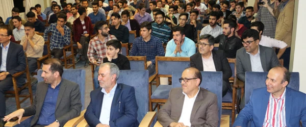 دکتر کیانی معاون نظارت، ارزیابی و تضمین کیفیت دانشگاه فرهنگیان:

دانشگاه محل انتقال، تولید و کاربردی کردن دانش است
 4