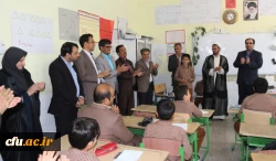 به مناسبت هفته بزرگداشت مقام شامخ معلم :

دیدار صمیمانه مسئولان دانشگاه فرهنگیان یزد با دانش آموختگان دانشگاه در مدارس استان
 8