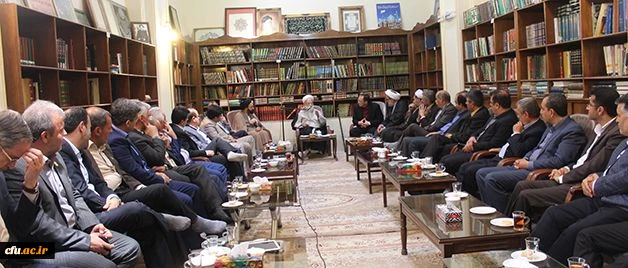 حضور دکتر علی نژاد در دیدار آیت الله امامی کاشانی در دیدار با مدیران دانشگاه فرهنگیان 2