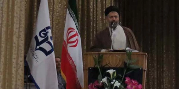 با حضور استاندار و نماینده مردم تبریز در مجلس شورای اسلامی انجام شد:

تجلیل از اساتید دانشگاه فرهنگیان آذربایجان شرقی در مراسم بزرگداشت روز معلم
 9