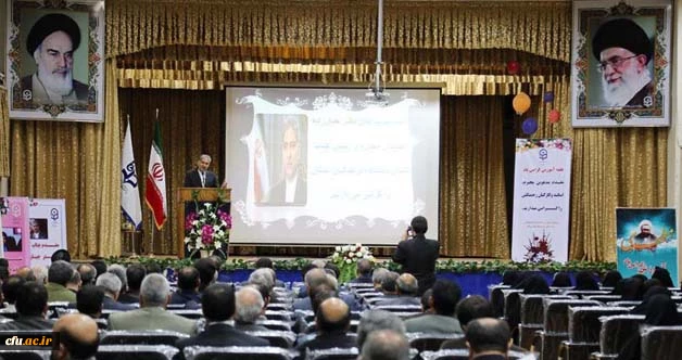 با حضور استاندار و نماینده مردم تبریز در مجلس شورای اسلامی انجام شد:

تجلیل از اساتید دانشگاه فرهنگیان آذربایجان شرقی در مراسم بزرگداشت روز معلم
 11