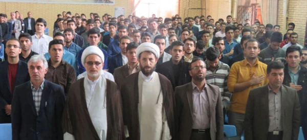 مدیر گروه معارف اسلامیِ نهاد نمایندگی مقام معظّم رهبری در دانشگاه های کشور در دانشگاه فرهنگیان استان اردبیل:

بصیرت و وفاداری از اجزاء جدایی ناپذیر تعلیم و تربیت است
 2