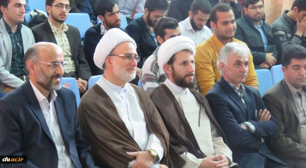 مدیر گروه معارف اسلامیِ نهاد نمایندگی مقام معظّم رهبری در دانشگاه های کشور در دانشگاه فرهنگیان استان اردبیل:

بصیرت و وفاداری از اجزاء جدایی ناپذیر تعلیم و تربیت است
 4