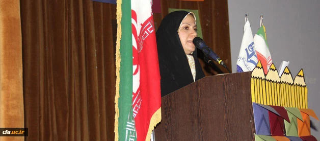 دکتر ذوالقدر نماینده مردم تهران در مجلس شورای اسلامی در دانشگاه فرهنگیان هرمزگان:

در تصمیم گیری های خرد و کلان کشور مشکلات و مسائل فرهنگیان در راس امور قرار گیرد
 5