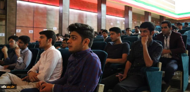 به مناسبت روزجوان در پردیس شهیدان پاک نژاد یزد برگزار شد:

همایش جوانان، ورزش، سلامت و ایمنی
 2