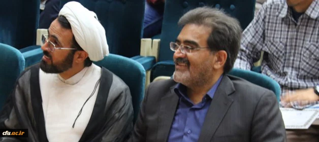 به مناسبت روزجوان در پردیس شهیدان پاک نژاد یزد برگزار شد:

همایش جوانان، ورزش، سلامت و ایمنی
 5